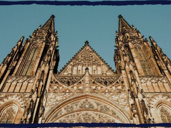 characteristics of Gothic - verticality