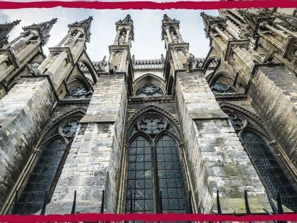 the history of gothic architecture