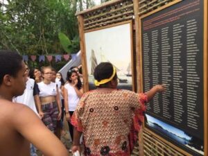 Quilombola griô (or griotte) Marilda de Souza telling students about the history of the Quilombola community